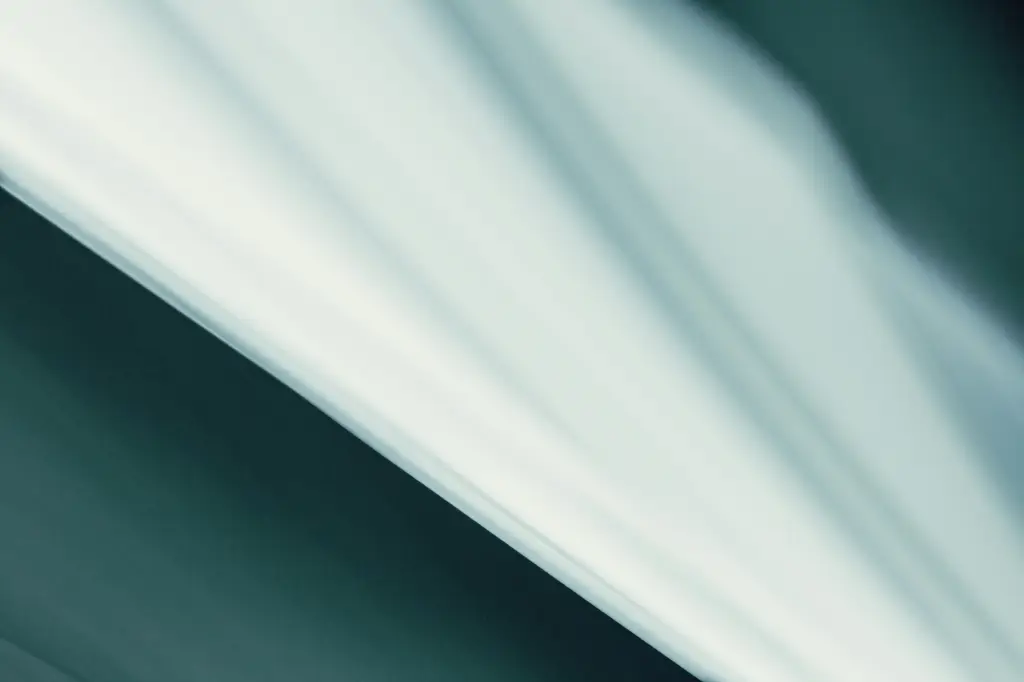 平價投影機:打造巨幕視覺饗宴的實用指南